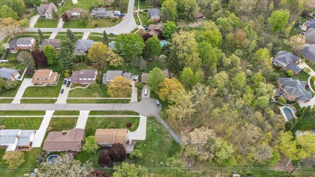 55767 Sandy Lane, Shelby Twp, MI 48316