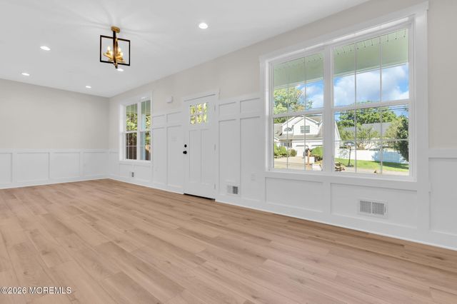 1924 Fifth Avenue, Toms River, NJ 08757