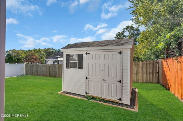 1924 Fifth Avenue, Toms River, NJ 08757