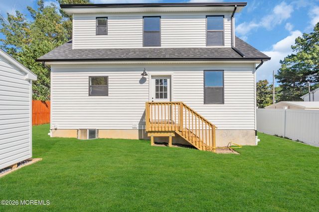 1924 Fifth Avenue, Toms River, NJ 08757
