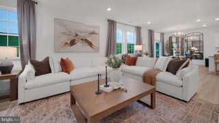 100 AMBER LN, York, PA 17404