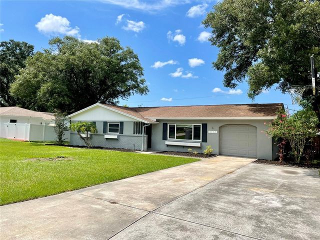 6112 E 112TH AVENUE, Temple Terrace, FL 33617