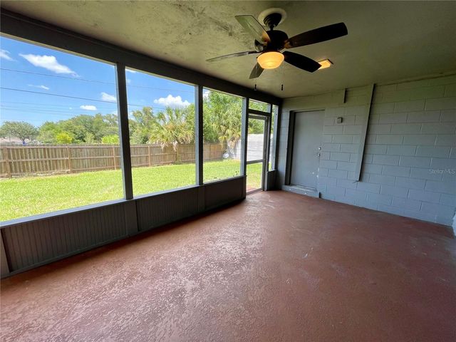 6112 E 112TH AVENUE, Temple Terrace, FL 33617