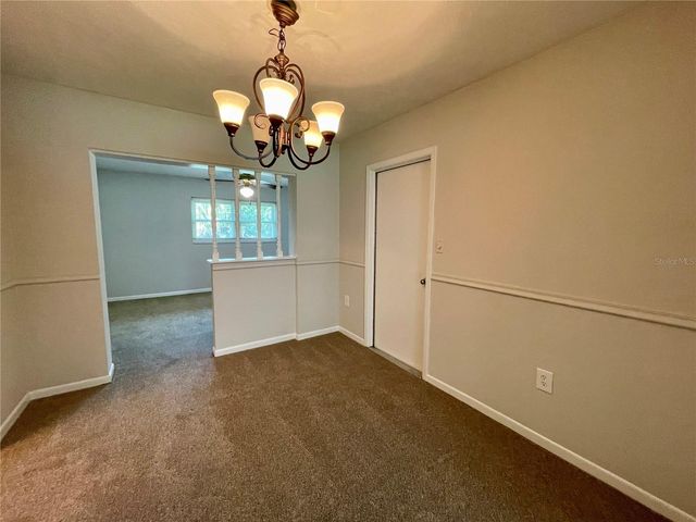 6112 E 112TH AVENUE, Temple Terrace, FL 33617