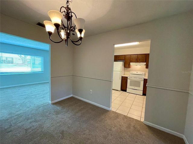 6112 E 112TH AVENUE, Temple Terrace, FL 33617