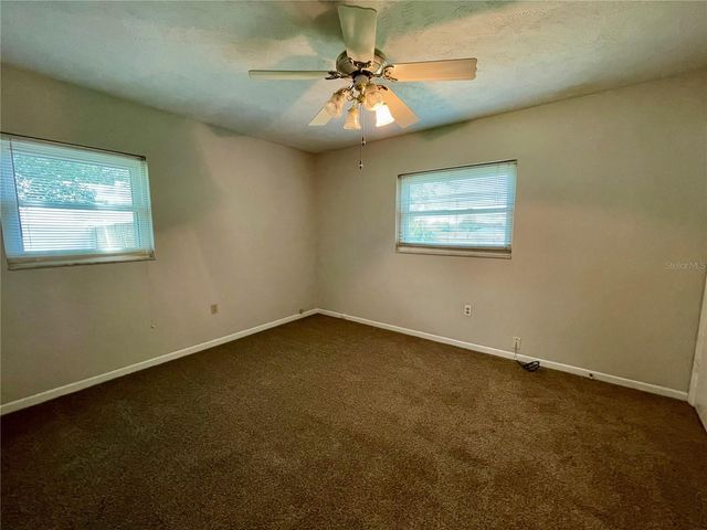 6112 E 112TH AVENUE, Temple Terrace, FL 33617