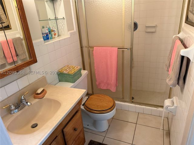 1819 N 51st Ave, Hollywood, FL 33021