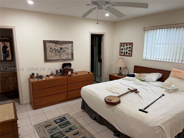 1819 N 51st Ave, Hollywood, FL 33021