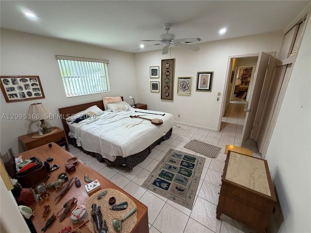1819 N 51st Ave, Hollywood, FL 33021