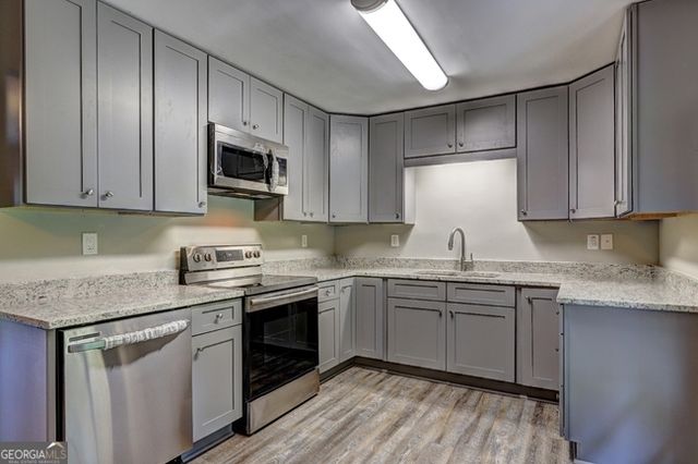 215 Fond Court, Palmetto, GA 30268