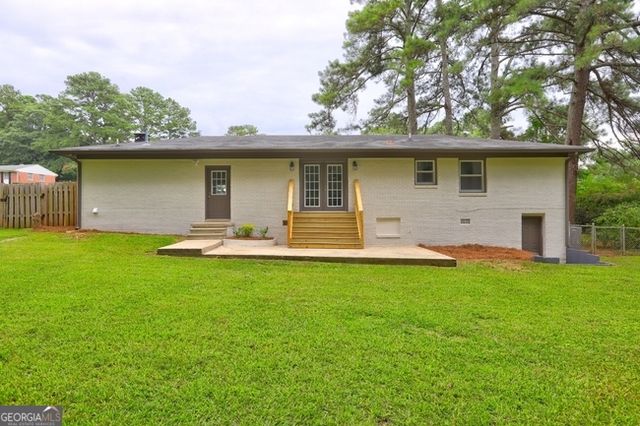 215 Fond Court, Palmetto, GA 30268