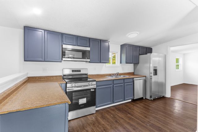 4037 Weston Dr, White House, TN 37188