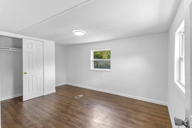 4037 Weston Dr, White House, TN 37188