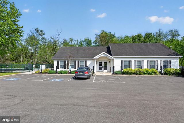 102 DAISY LN, Royersford, PA 19468