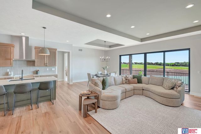 7948 S 43rd Street, Lincoln, NE 68516