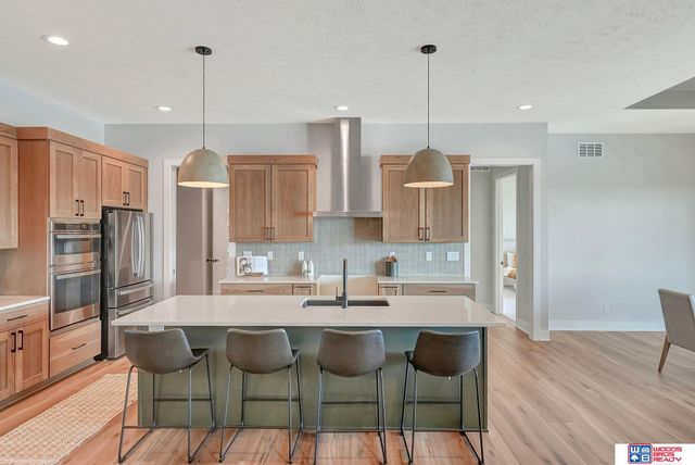 7948 S 43rd Street, Lincoln, NE 68516