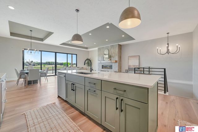 7948 S 43rd Street, Lincoln, NE 68516