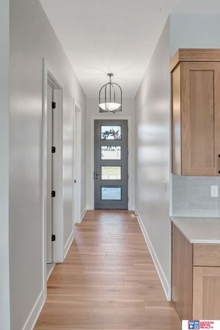 7948 S 43rd Street, Lincoln, NE 68516