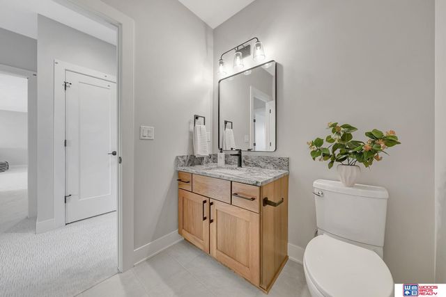 7948 S 43rd Street, Lincoln, NE 68516