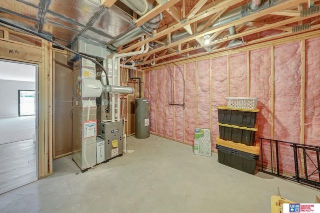 7948 S 43rd Street, Lincoln, NE 68516