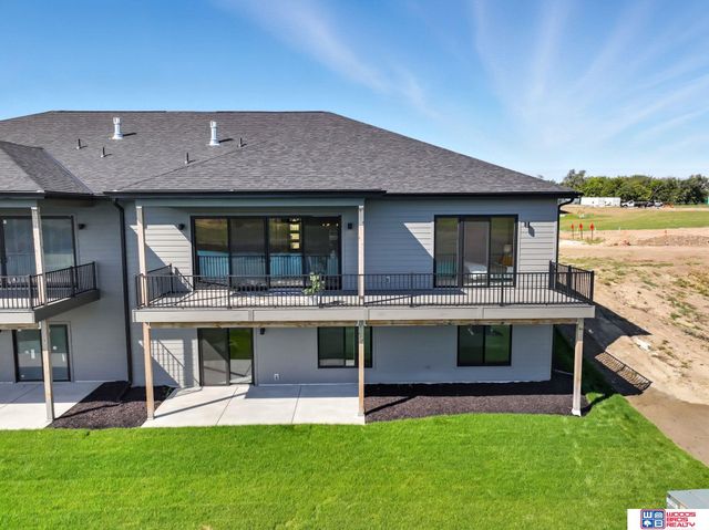 7948 S 43rd Street, Lincoln, NE 68516