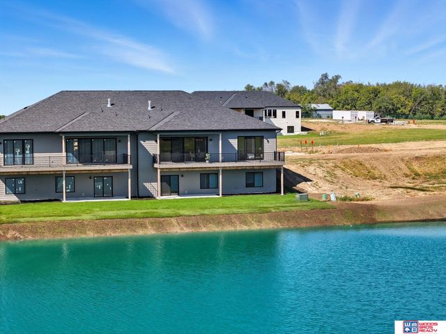 7948 S 43rd Street, Lincoln, NE 68516