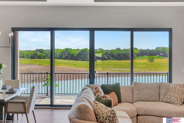 7948 S 43rd Street, Lincoln, NE 68516