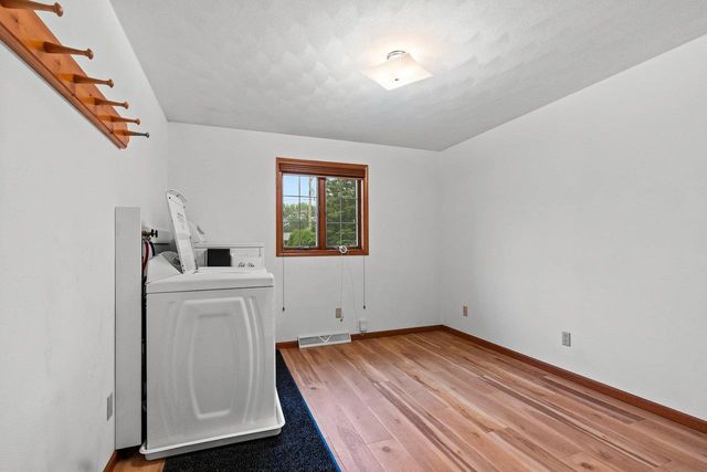 28 GREVES COURT, Appleton, WI 54914