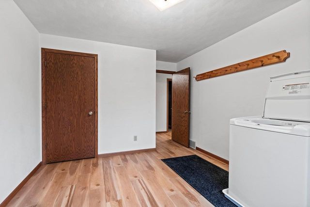 28 GREVES COURT, Appleton, WI 54914