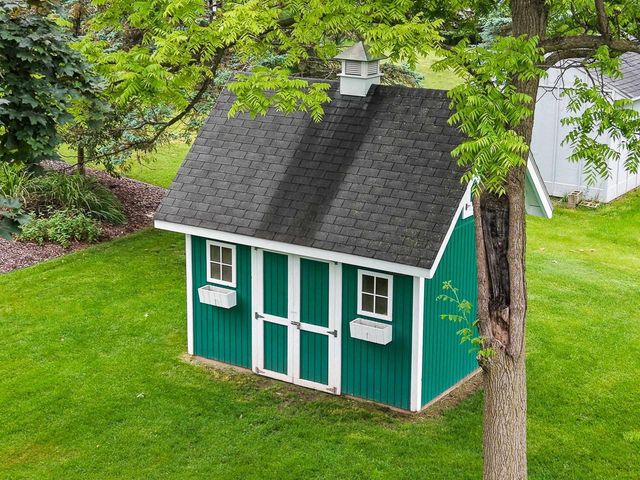 28 GREVES COURT, Appleton, WI 54914