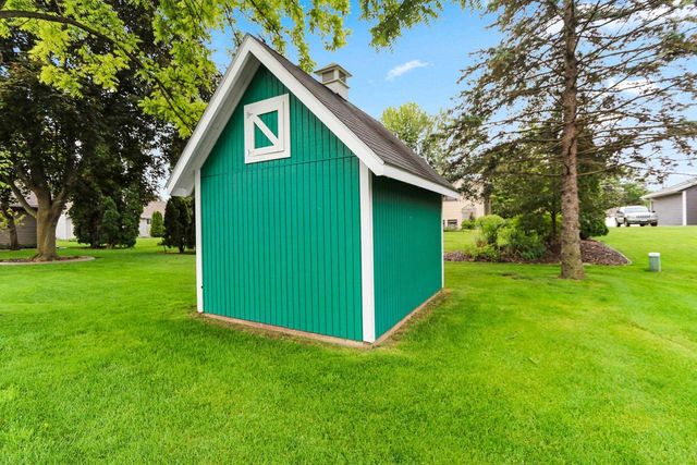 28 GREVES COURT, Appleton, WI 54914