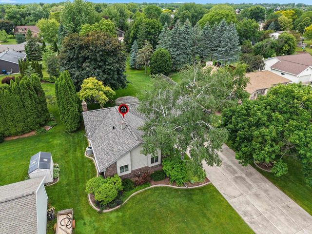 28 GREVES COURT, Appleton, WI 54914