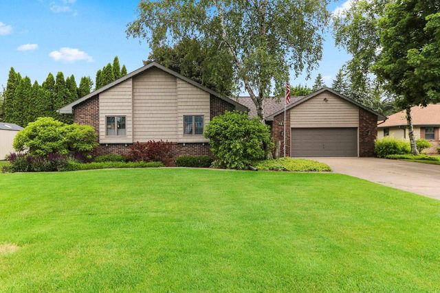 28 GREVES COURT, Appleton, WI 54914