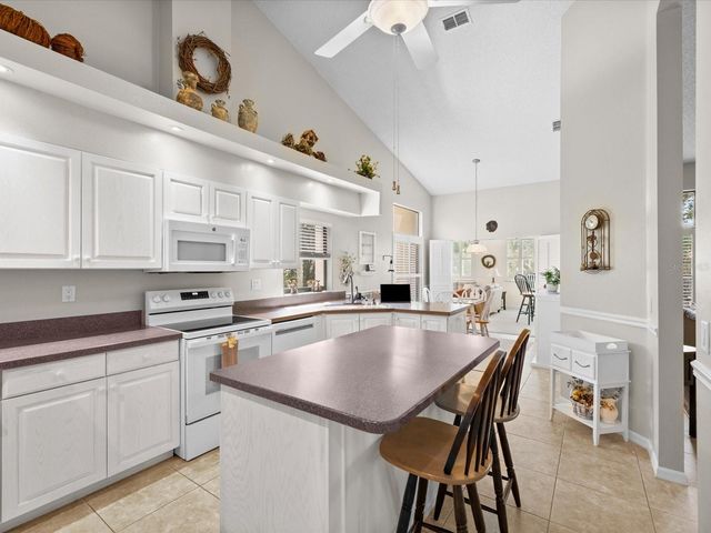 1462 SHADY BROOK COURT, Spring Hill, FL 34606