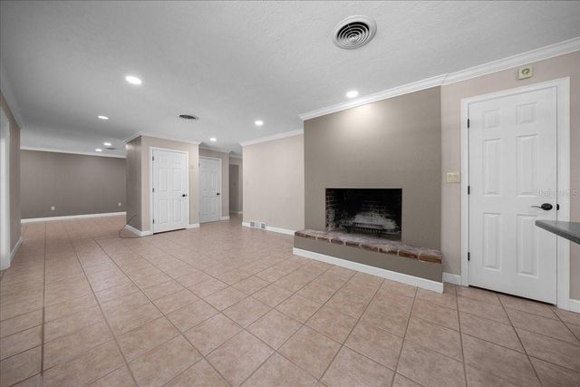 2009 SE 15TH LANE, Ocala, FL 34471