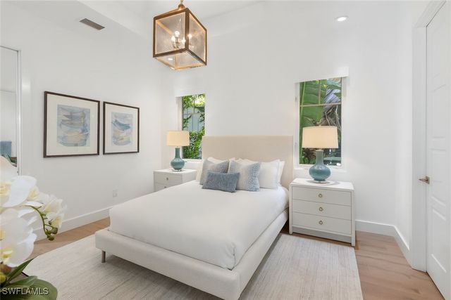 1021 6th ST S, Naples, FL 34102