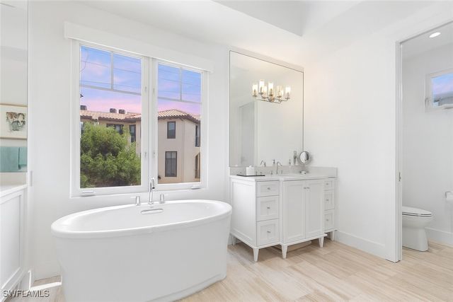 1021 6th ST S, Naples, FL 34102