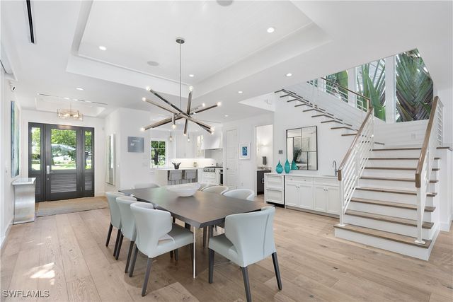 1021 6th ST S, Naples, FL 34102