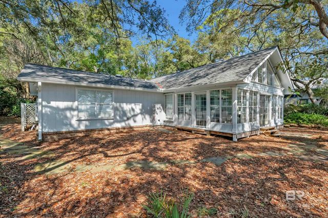 9496 Bay View Drive, Lillian, AL 36549