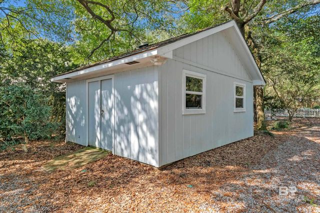 9496 Bay View Drive, Lillian, AL 36549