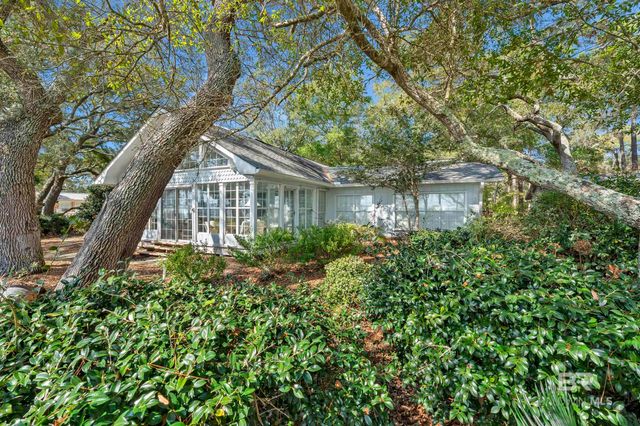 9496 Bay View Drive, Lillian, AL 36549