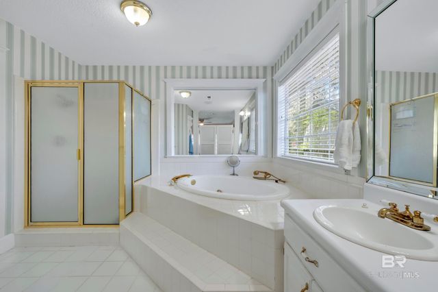 9496 Bay View Drive, Lillian, AL 36549