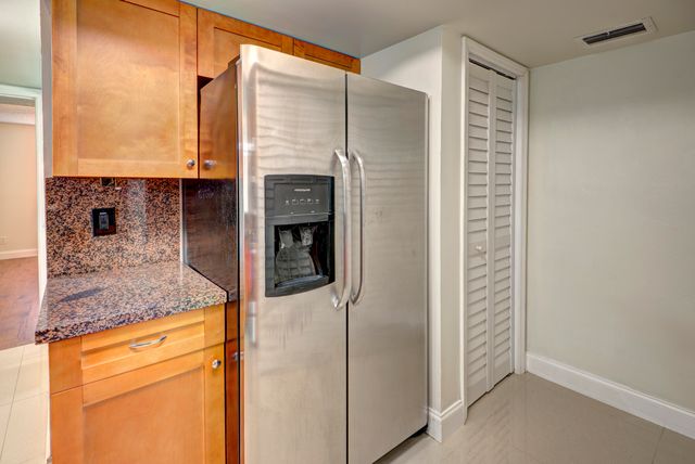 9244 W Atlantic Boulevard 1222, Coral Springs, FL 33071