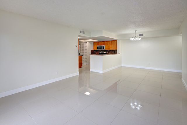 9244 W Atlantic Boulevard 1222, Coral Springs, FL 33071