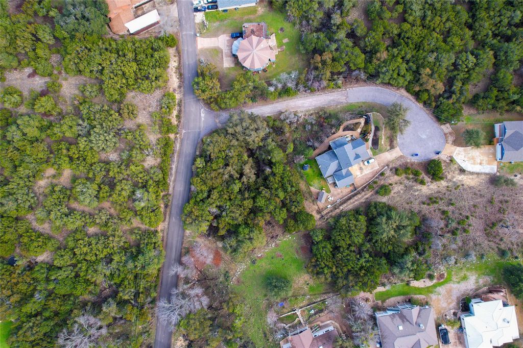 21207 Mount View CIR, Lago Vista, TX 78645
