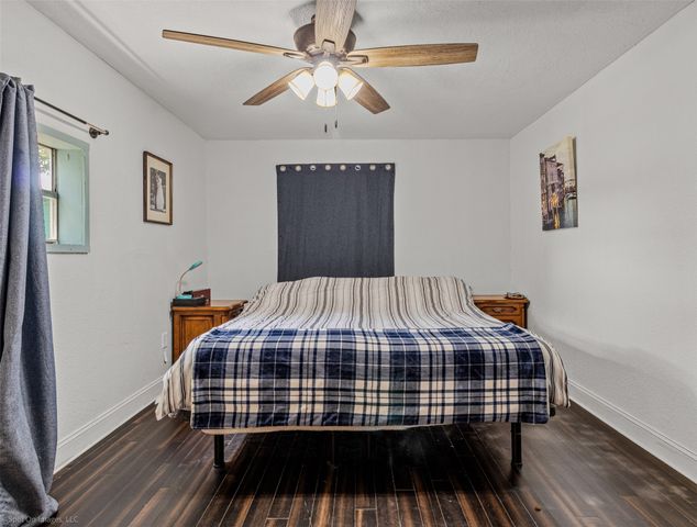 2379 Vz County Road 3810, Wills Point, TX 75169