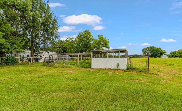 2379 Vz County Road 3810, Wills Point, TX 75169