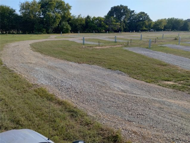 2379 Vz County Road 3810, Wills Point, TX 75169