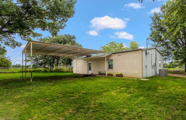 2379 Vz County Road 3810, Wills Point, TX 75169