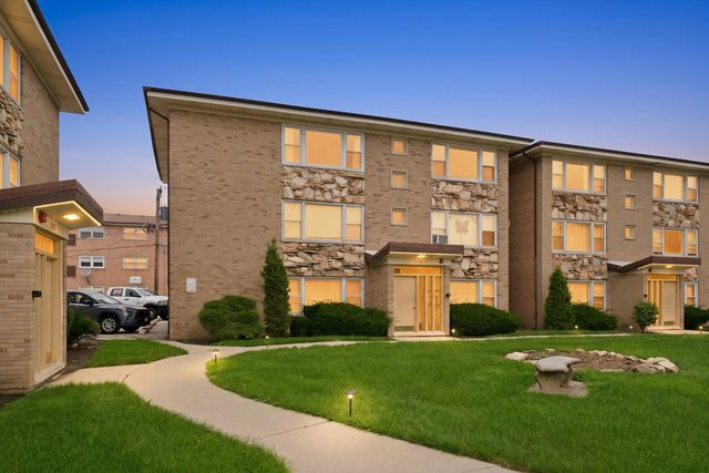 3170 W Meadow Lane 23, Merrionette Park, IL 60803